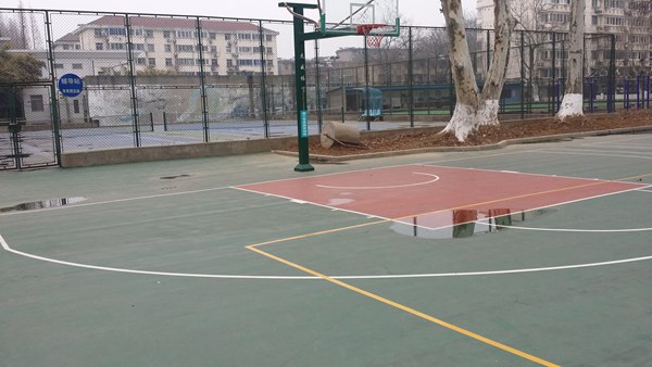 <a href=http://m.rkkor.cn target=_blank class=infotextkey>硅PU</a>籃球場