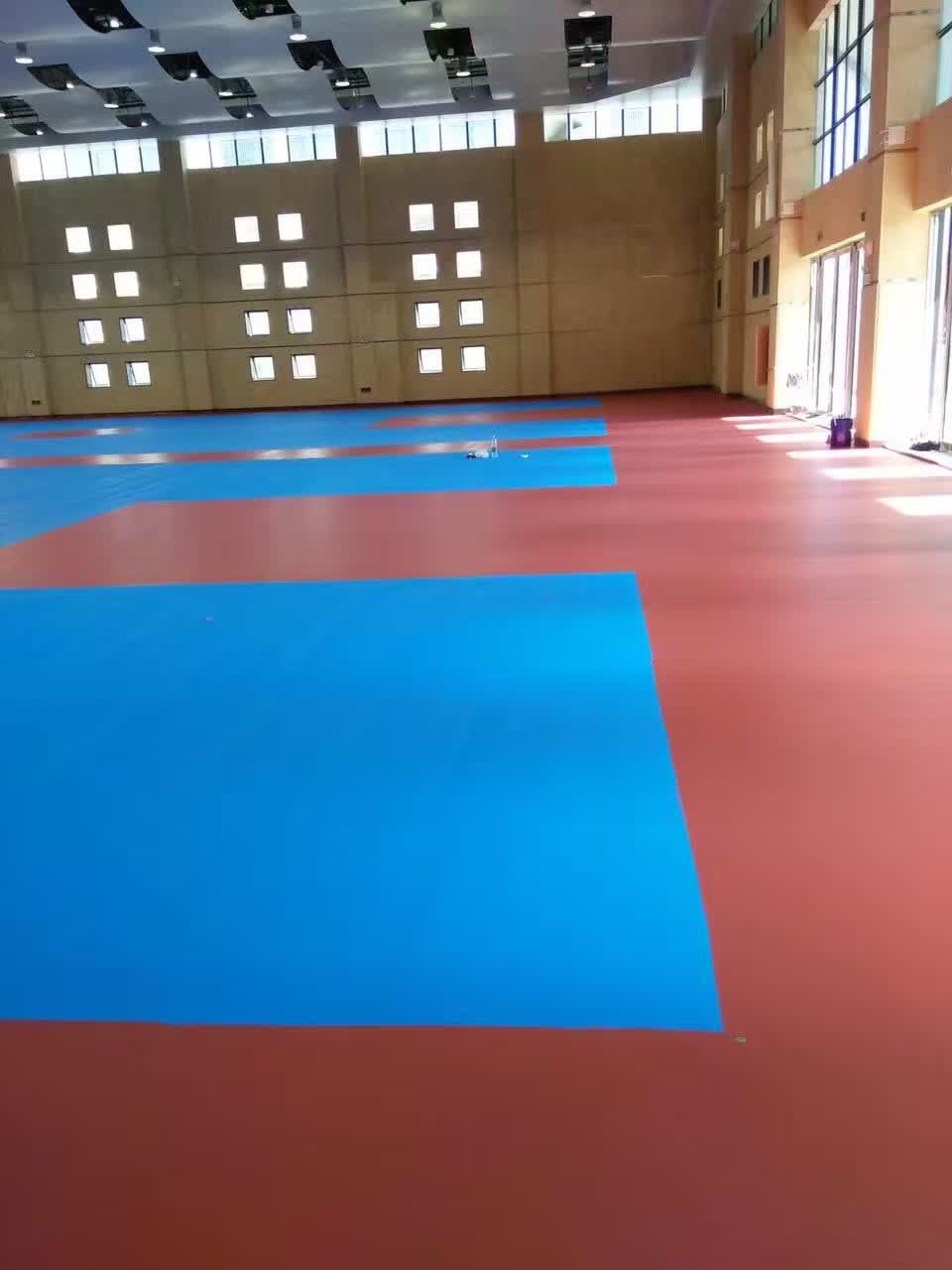 深圳龍崗室內(nèi)<a href=http://m.rkkor.cn target=_blank class=infotextkey>硅PU</a>球場