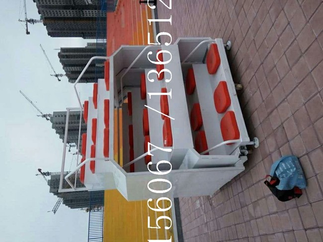 27座伸縮式終點(diǎn)裁判臺(tái)