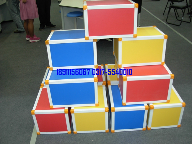 六面體音樂(lè)凳