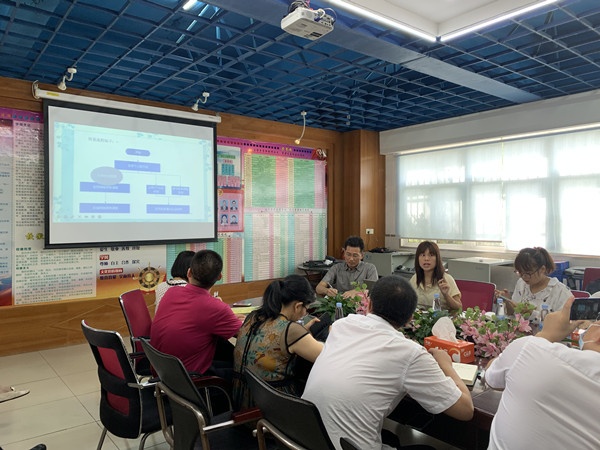 阜沙中心小學開展信息技術提升工程2.0培訓