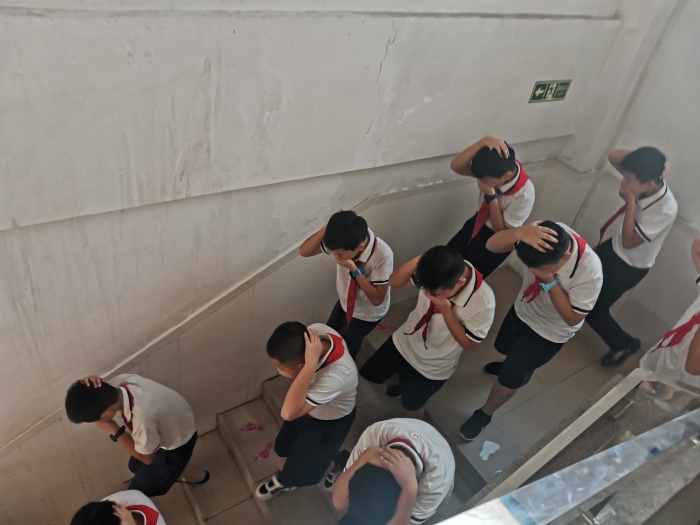 小欖鎮(zhèn)勝龍小學開展安全疏散演練活動