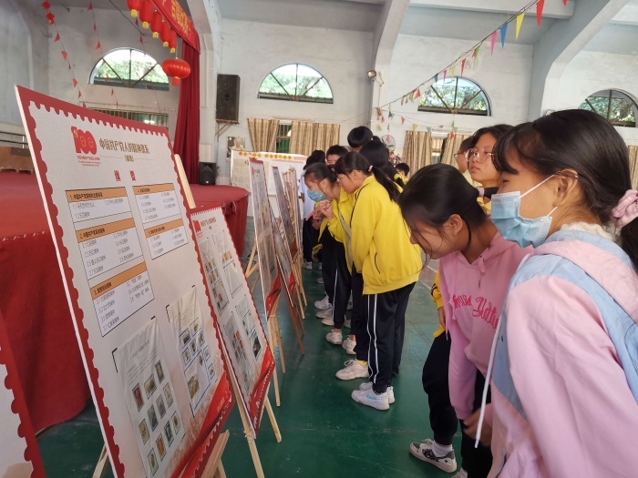 華強(qiáng)學(xué)校開(kāi)展書(shū)信文化進(jìn)課堂活動(dòng)