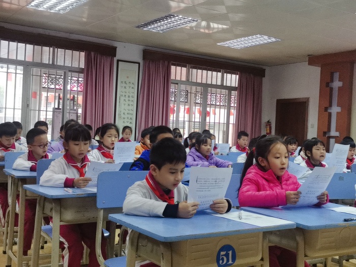 開(kāi)發(fā)區(qū)第一小學(xué)：百舸爭(zhēng)流千帆競(jìng)，乘風(fēng)破浪正當(dāng)時(shí)