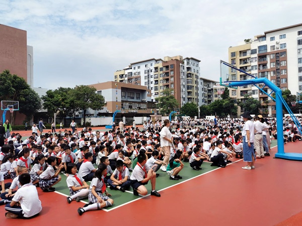 消防疏散常演練，安全意識(shí)記心間