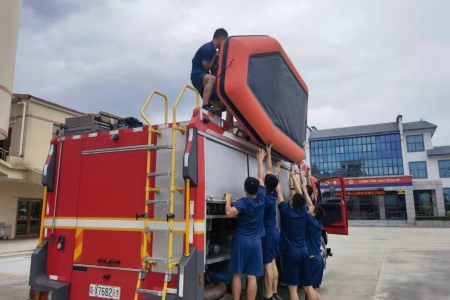 嚴(yán)陣以待！三鄉(xiāng)鎮(zhèn)全力做好臺風(fēng)“圓規(guī)”后續(xù)救援工作