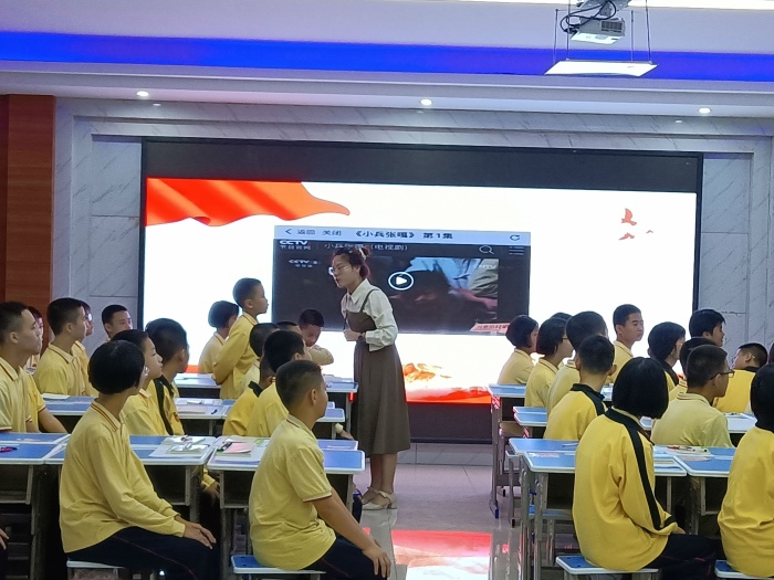 細節(jié)描寫塑人物，作文教學(xué)綻芳華