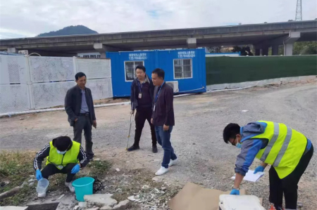 南區(qū)街道：開展專項(xiàng)行動，對違法行為“亮劍”