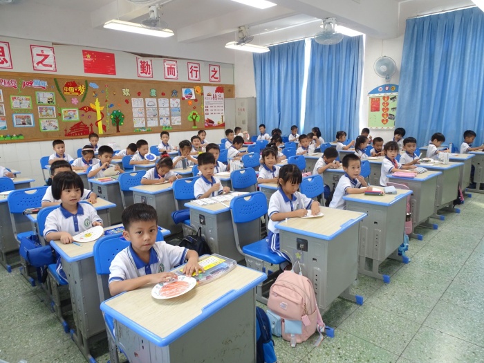 開發(fā)區(qū)第二小學(xué)舉行“行文明事 做文明人 ” 慶中秋系列活動(dòng)