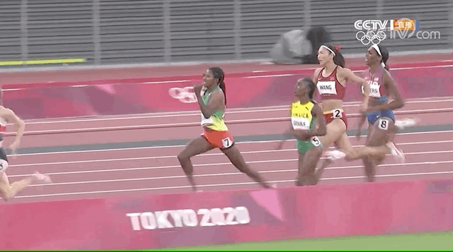 “黑科技”跑道，讓運(yùn)動(dòng)員“飛了起來(lái)”！-奧運(yùn)田徑跑道是如何造出來(lái)的？