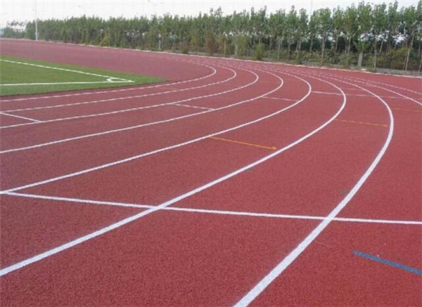 環(huán)保透氣型<a href=http://m.rkkor.cn target=_blank class=infotextkey>塑膠跑道</a>