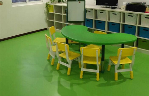 幼兒園<a href=http://m.rkkor.cn target=_blank class=infotextkey>塑膠跑道</a>