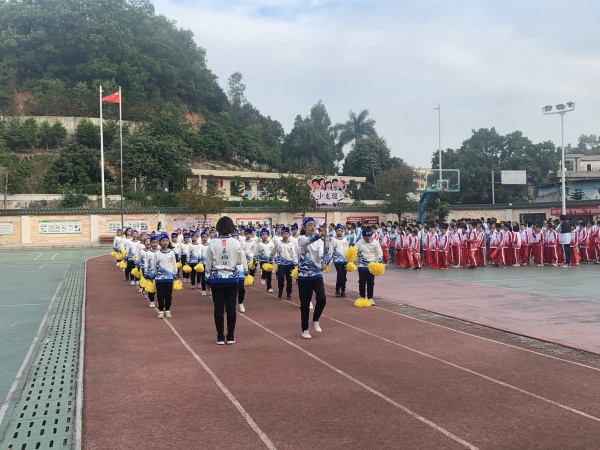 進擊吧，六小的青春少年！