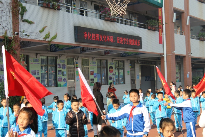 “掃黃打非”進校園