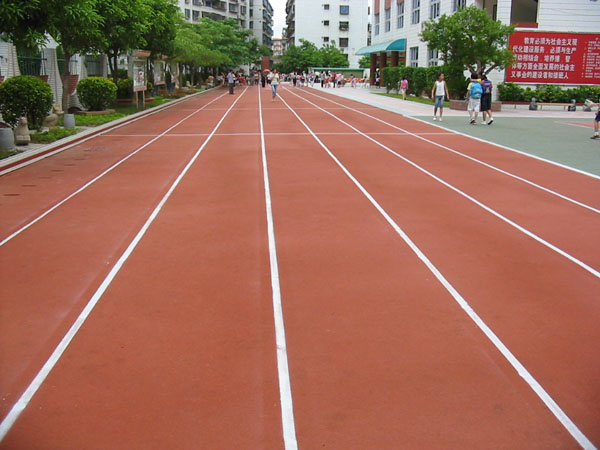 學(xué)校<a href=http://m.rkkor.cn target=_blank class=infotextkey>塑膠跑道</a>