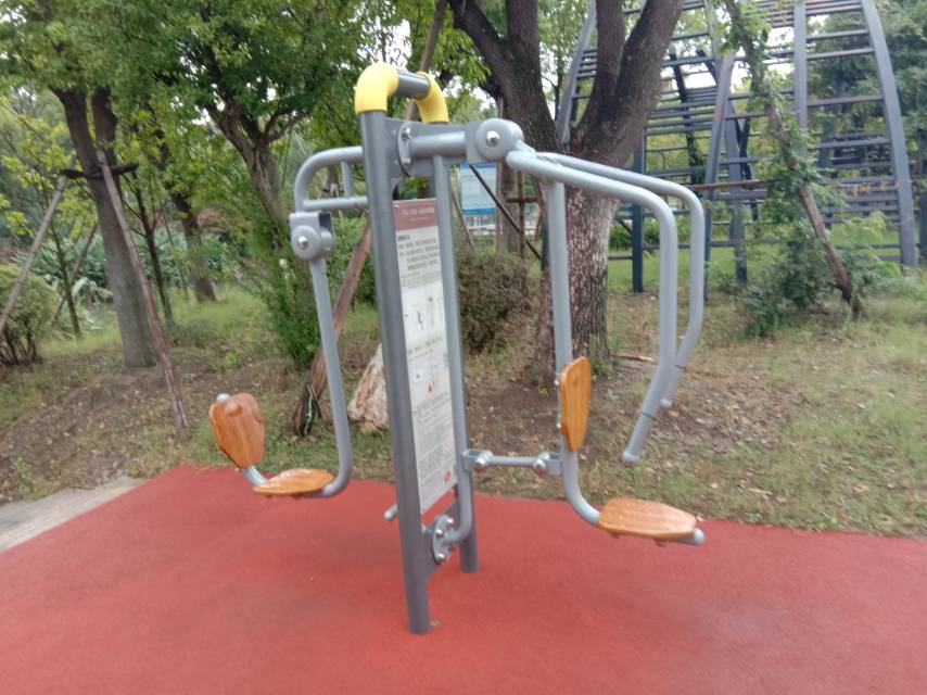 上下肢訓(xùn)練器