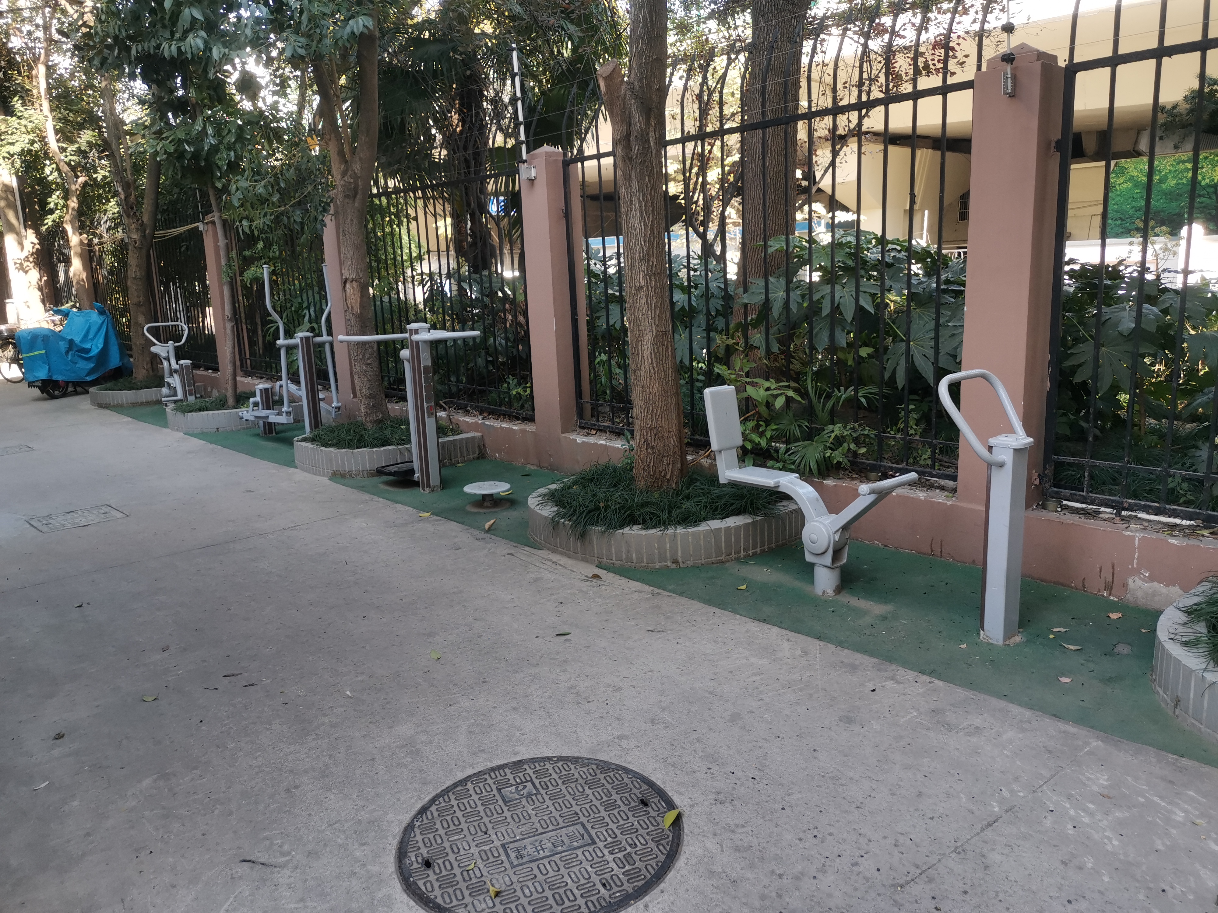 奉城鎮(zhèn)白衣聚村市民益智健身苑點(diǎn)