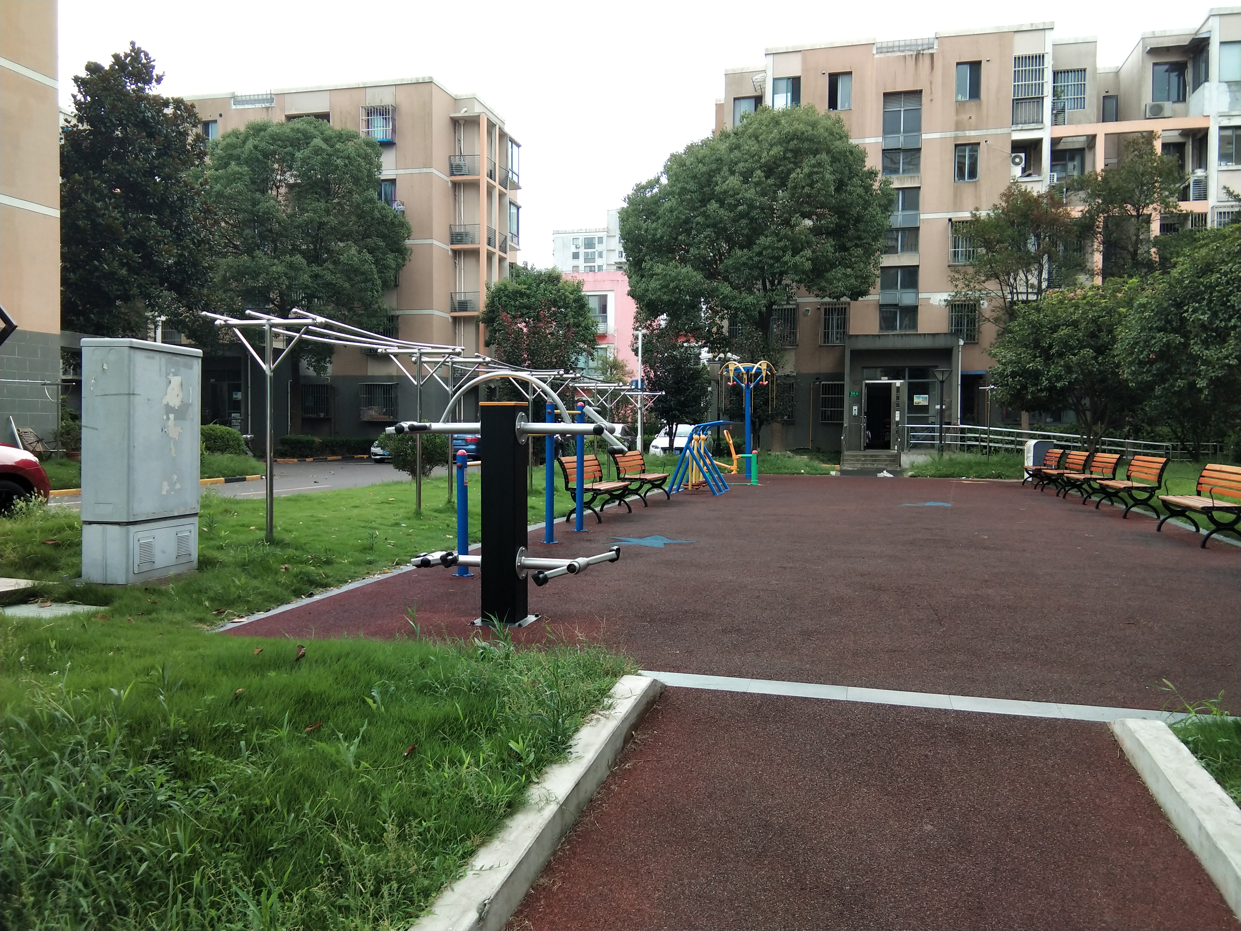 世博五居A健身苑點