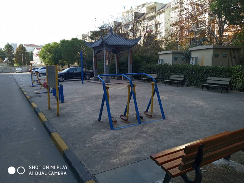 潼港四村健身點(diǎn)2