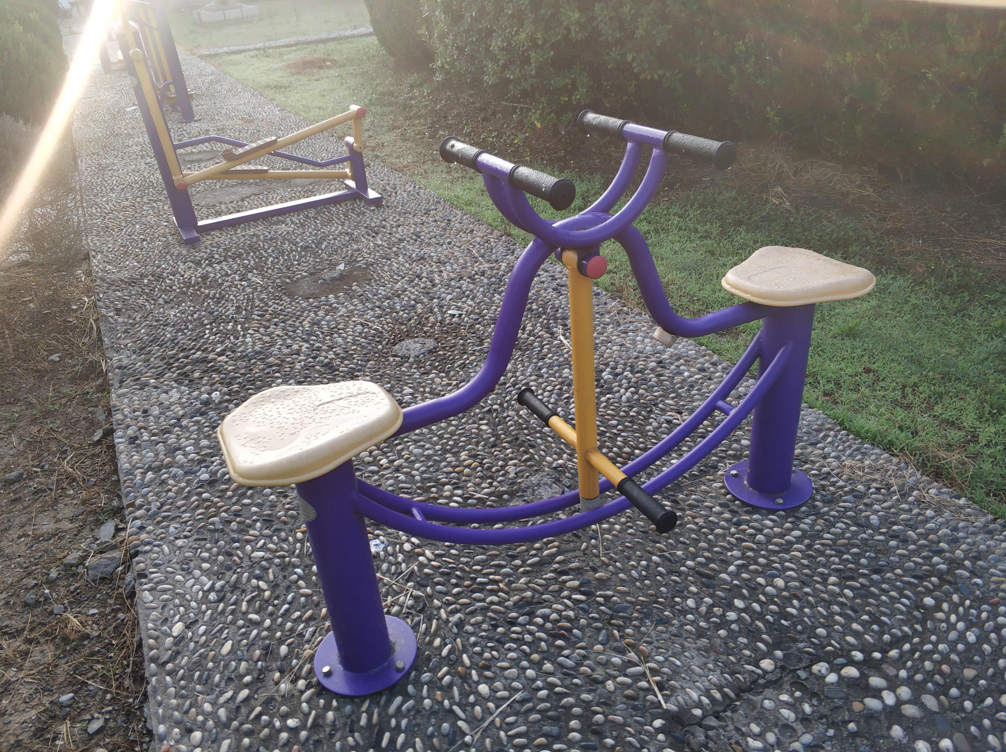 下肢康復(fù)器