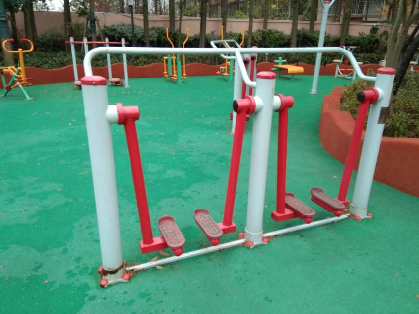 兩聯(lián)漫步機(jī)