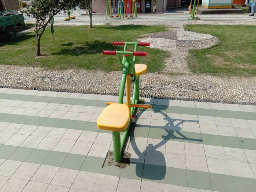 下肢康復(fù)器