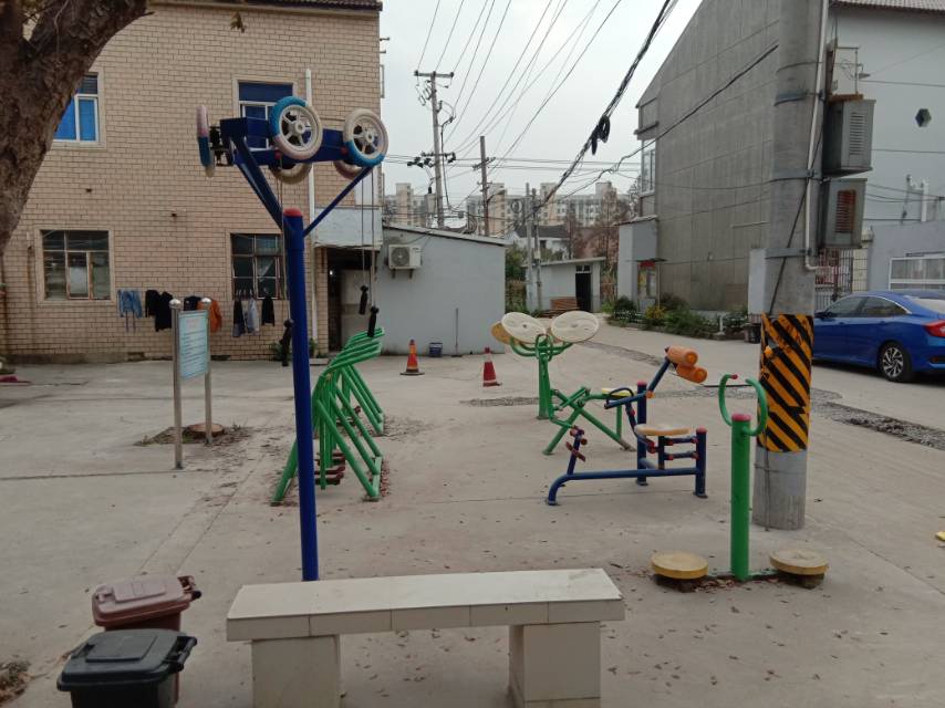 中圩村5組中圩家宅79號東健身路徑