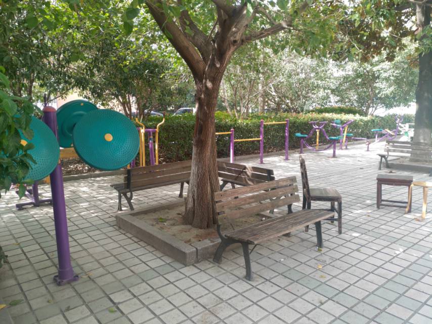 上南六居委28弄健身點(diǎn)