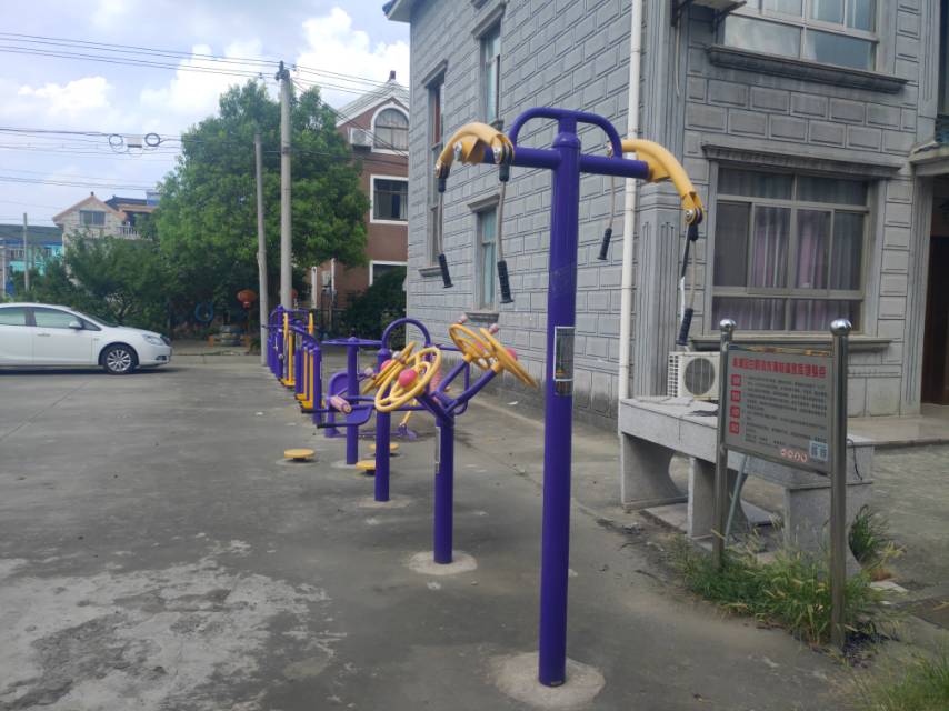 朱浦村潘家厙健身點