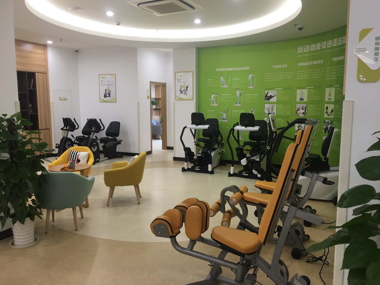 打浦橋社區(qū)老年健身房