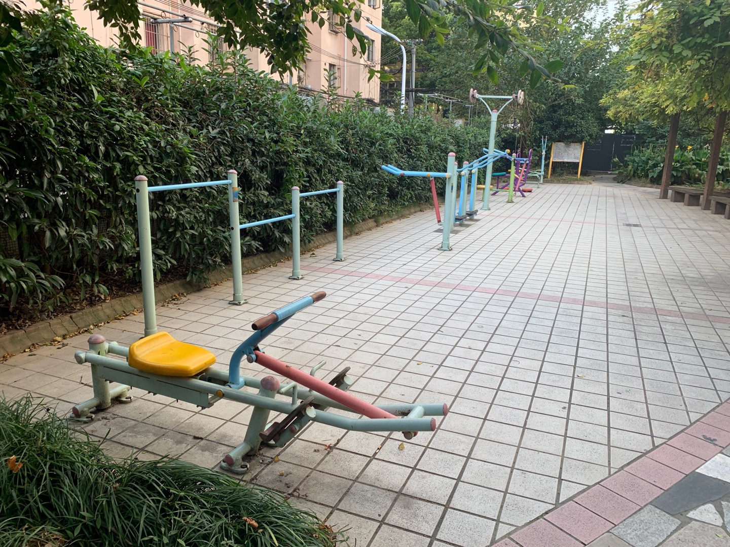 張家浜居委健身點(diǎn)3