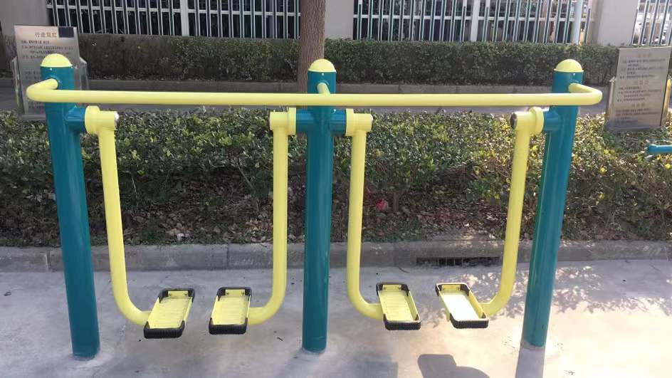 二位智能太空漫步機