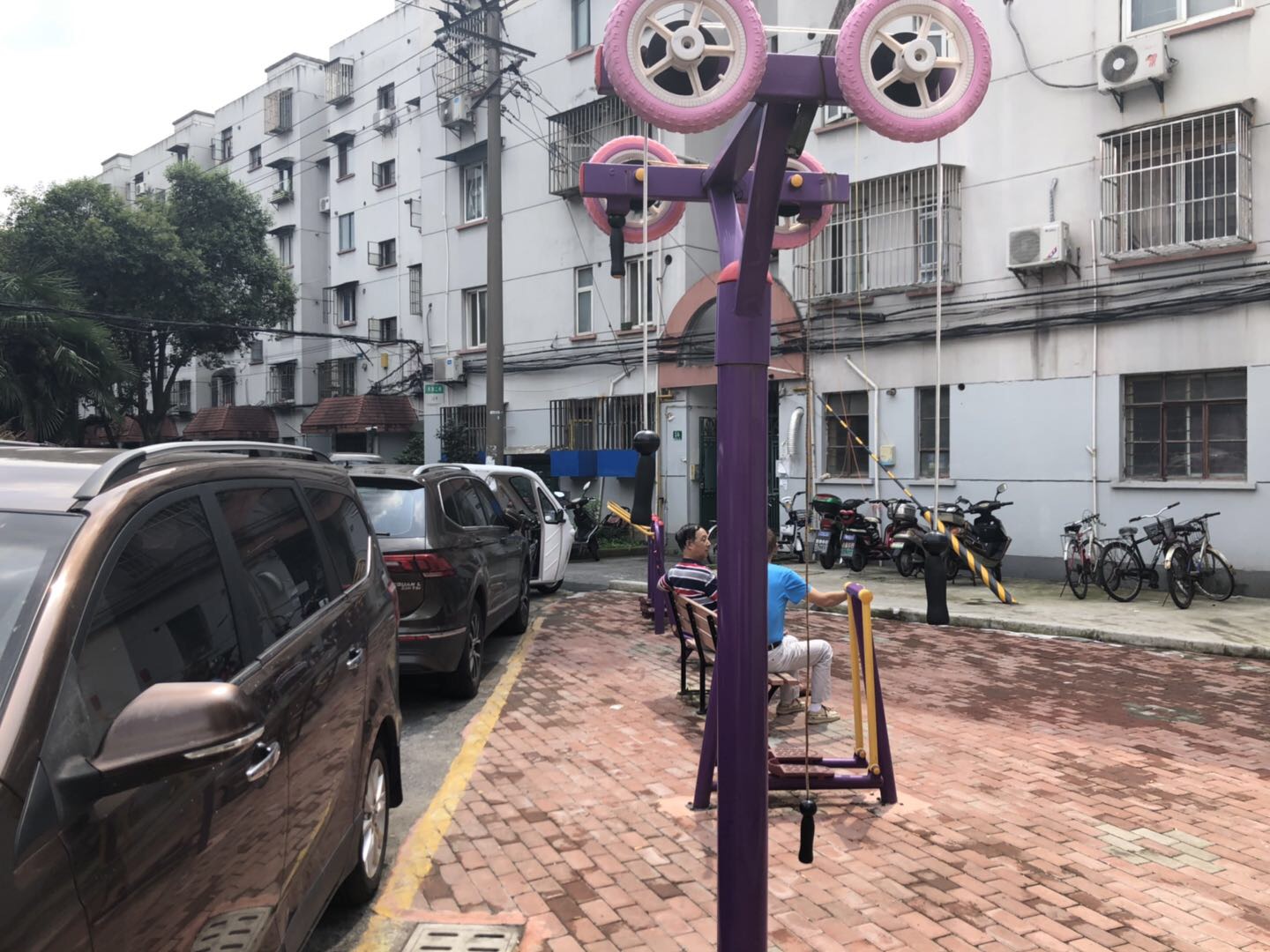 共和一二村健身苑點二