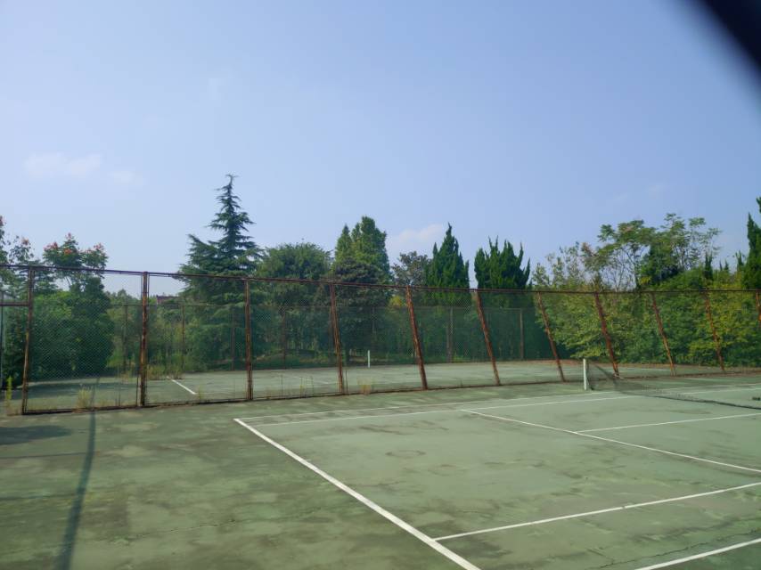 仕南度假村網球場