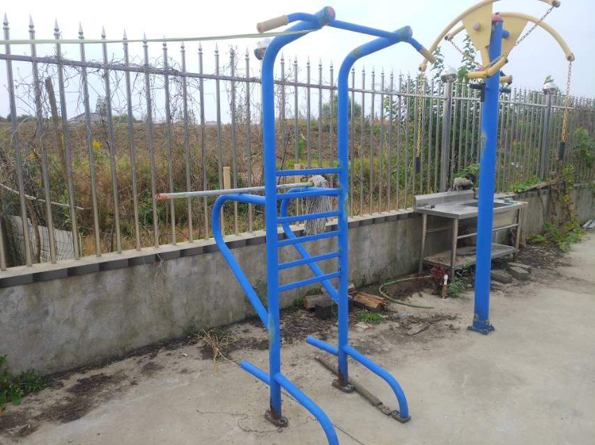 多功能訓(xùn)練器