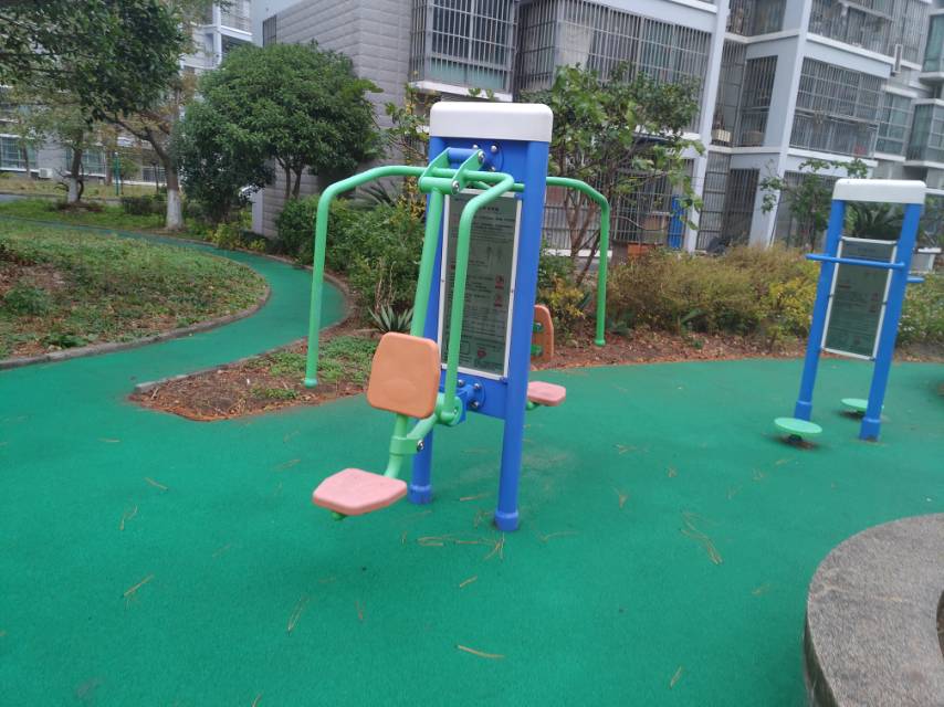 雙立柱前推訓練器