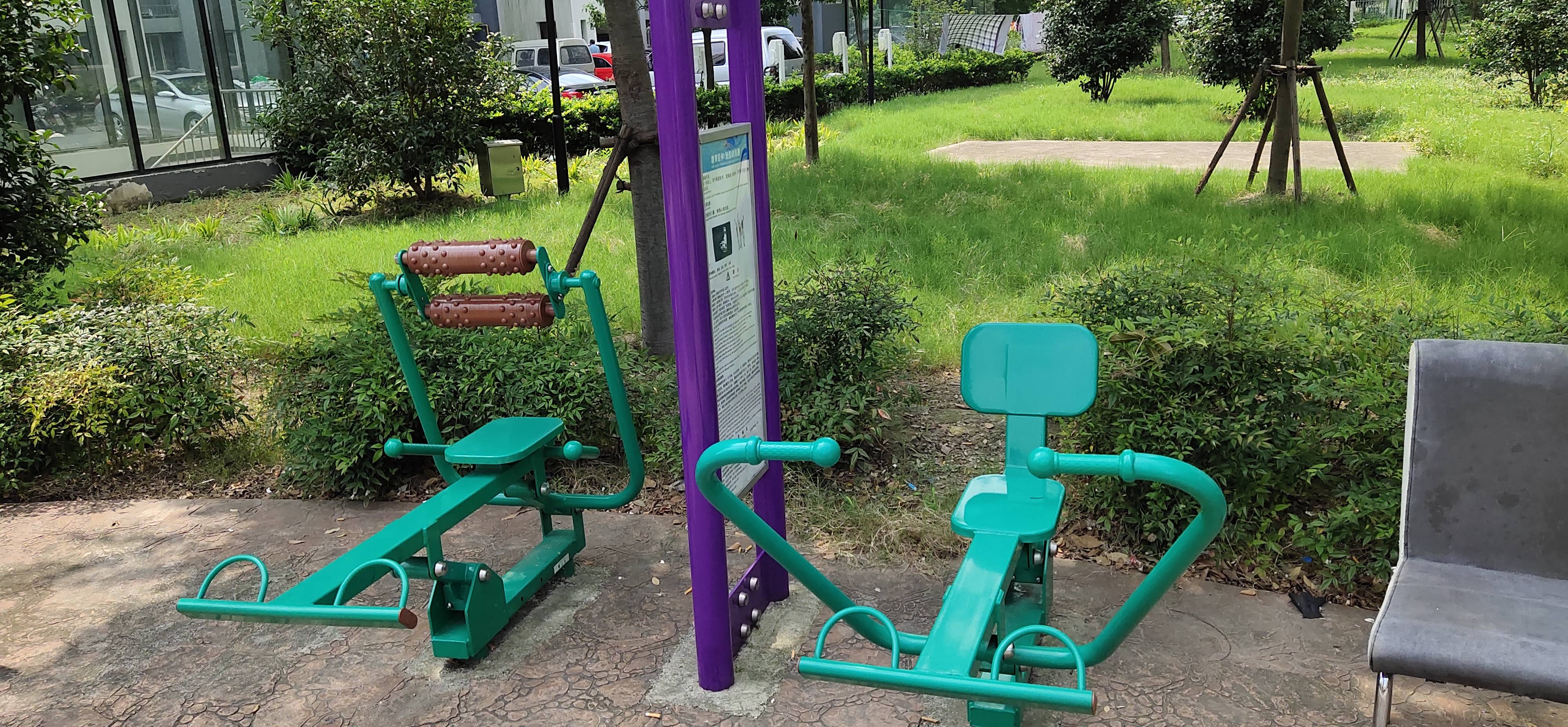 腹背屈伸/劃船訓(xùn)練器