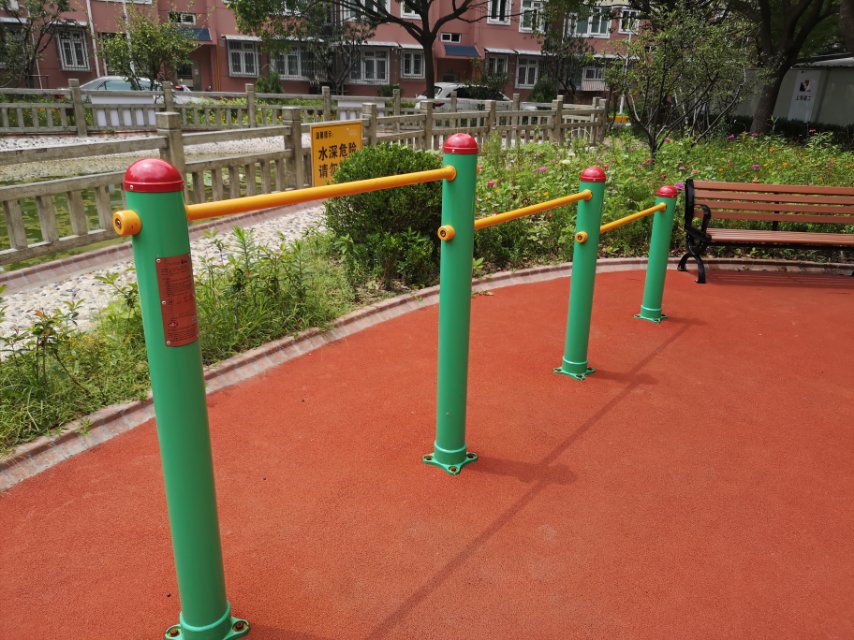 多聯(lián)壓腿架