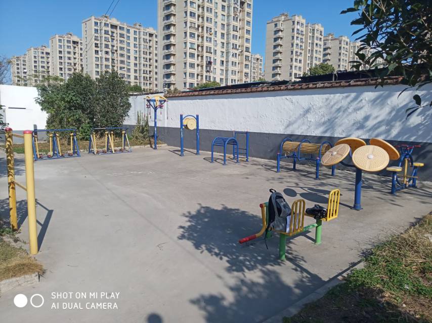 前進(jìn)村東風(fēng)隊(duì)健身點(diǎn)