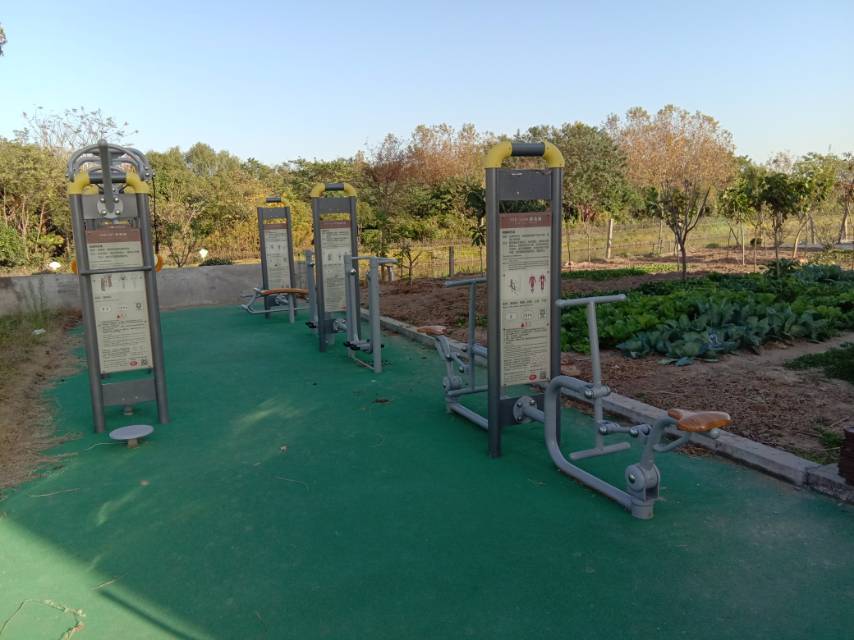 新如村六如361號(hào)前如意市民益智健身路徑