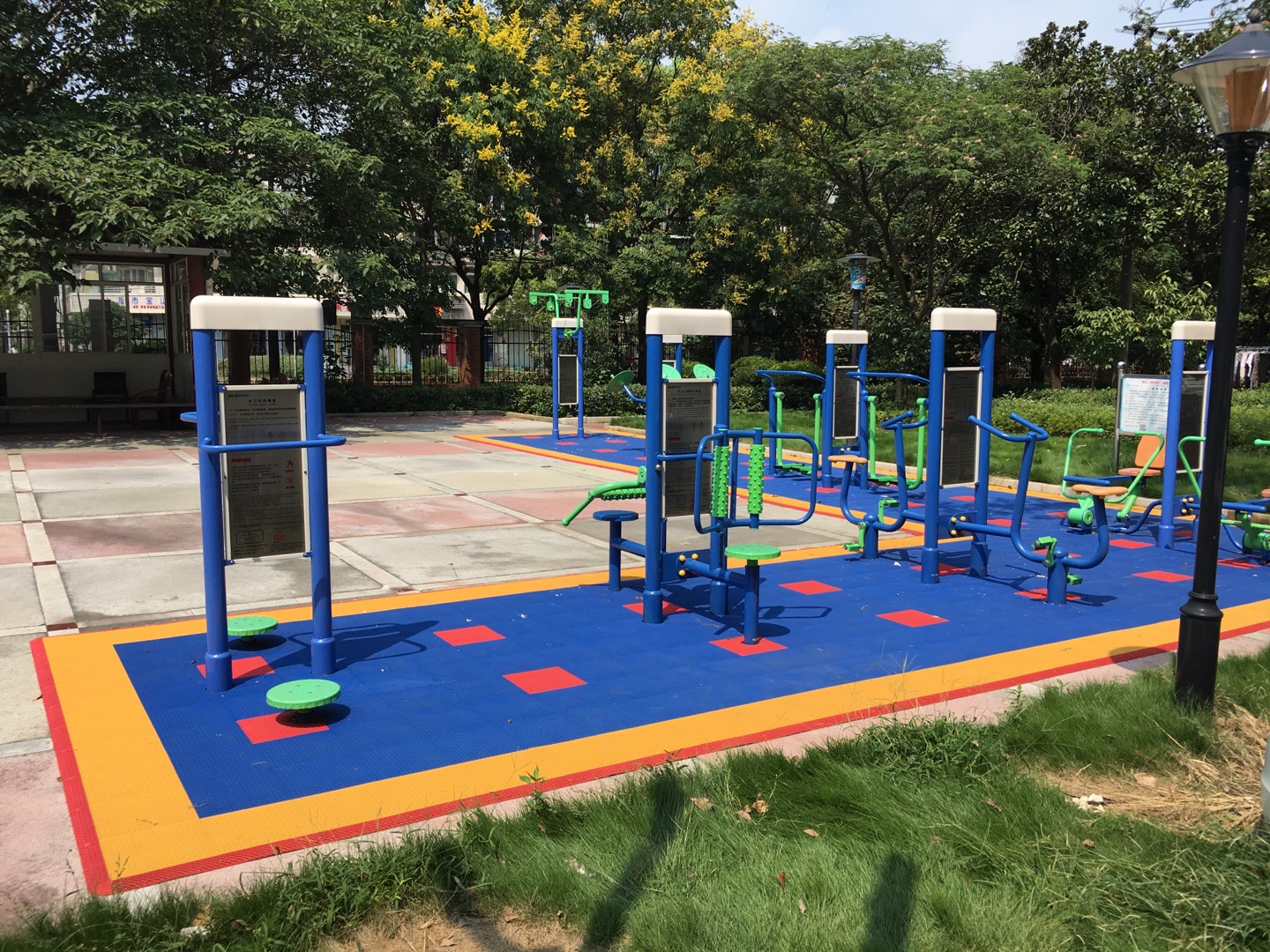 海江二村居委健身點（5）