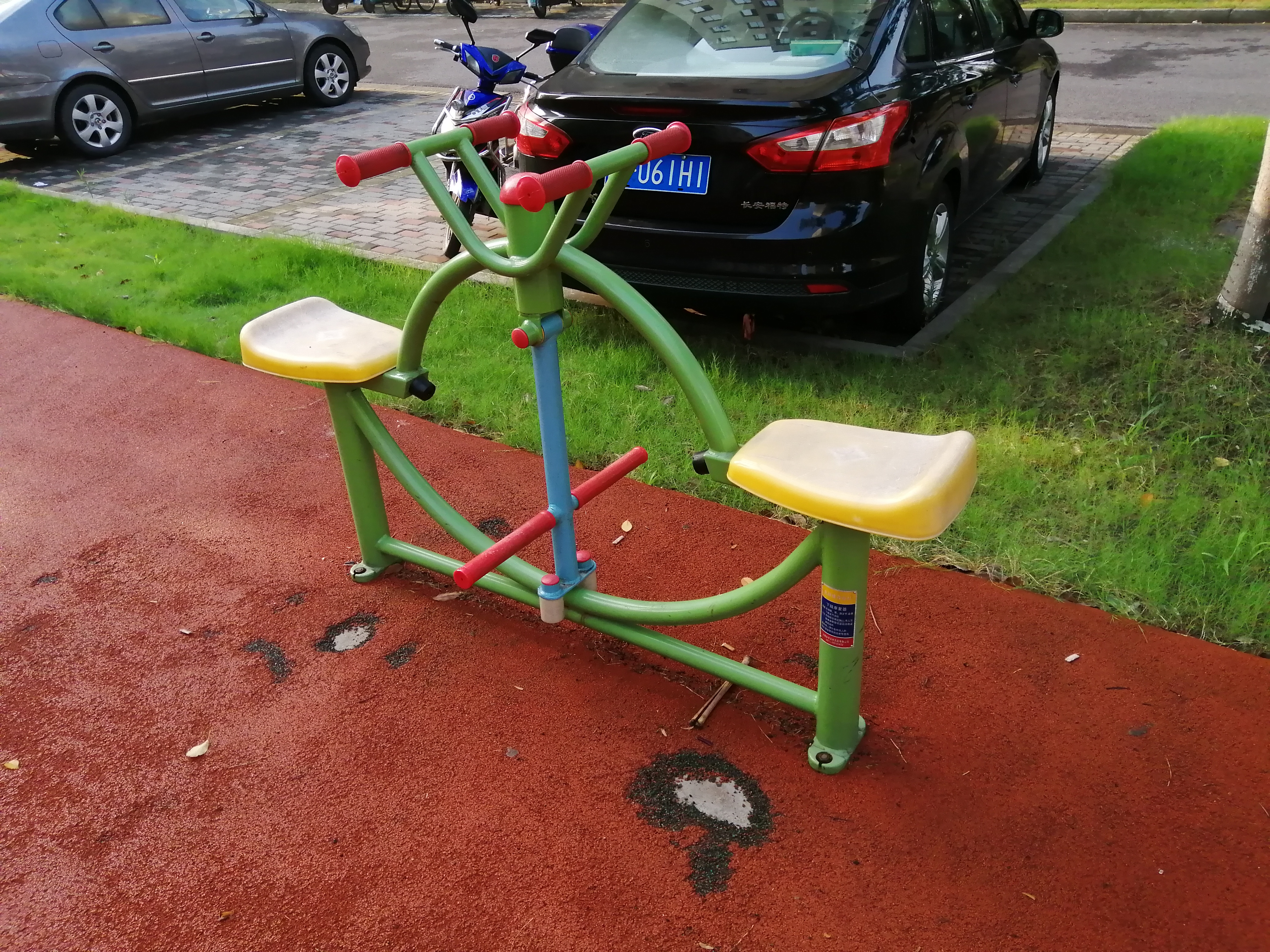 下肢康復(fù)器