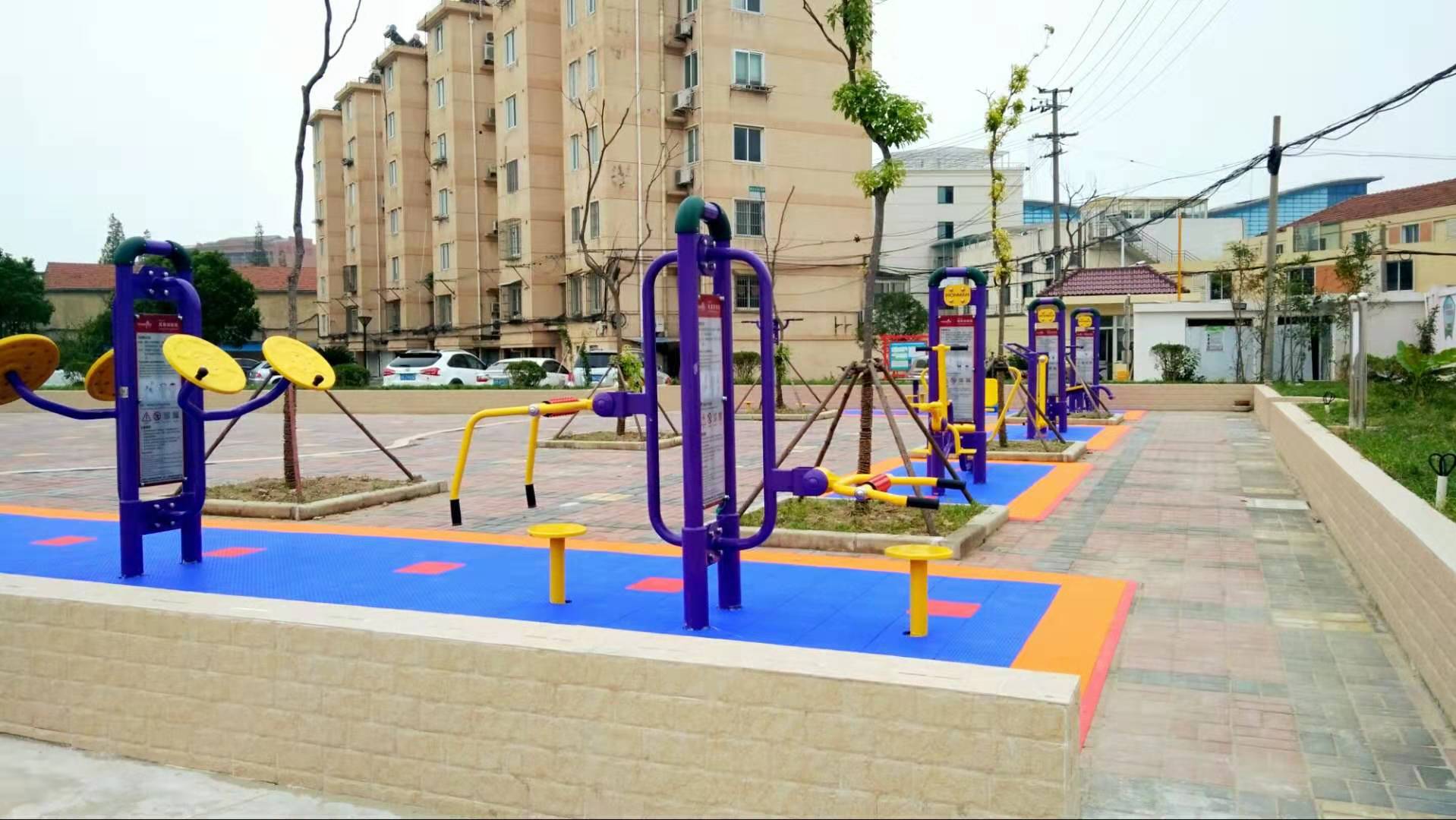 海江新村居委健身點(diǎn)(3)