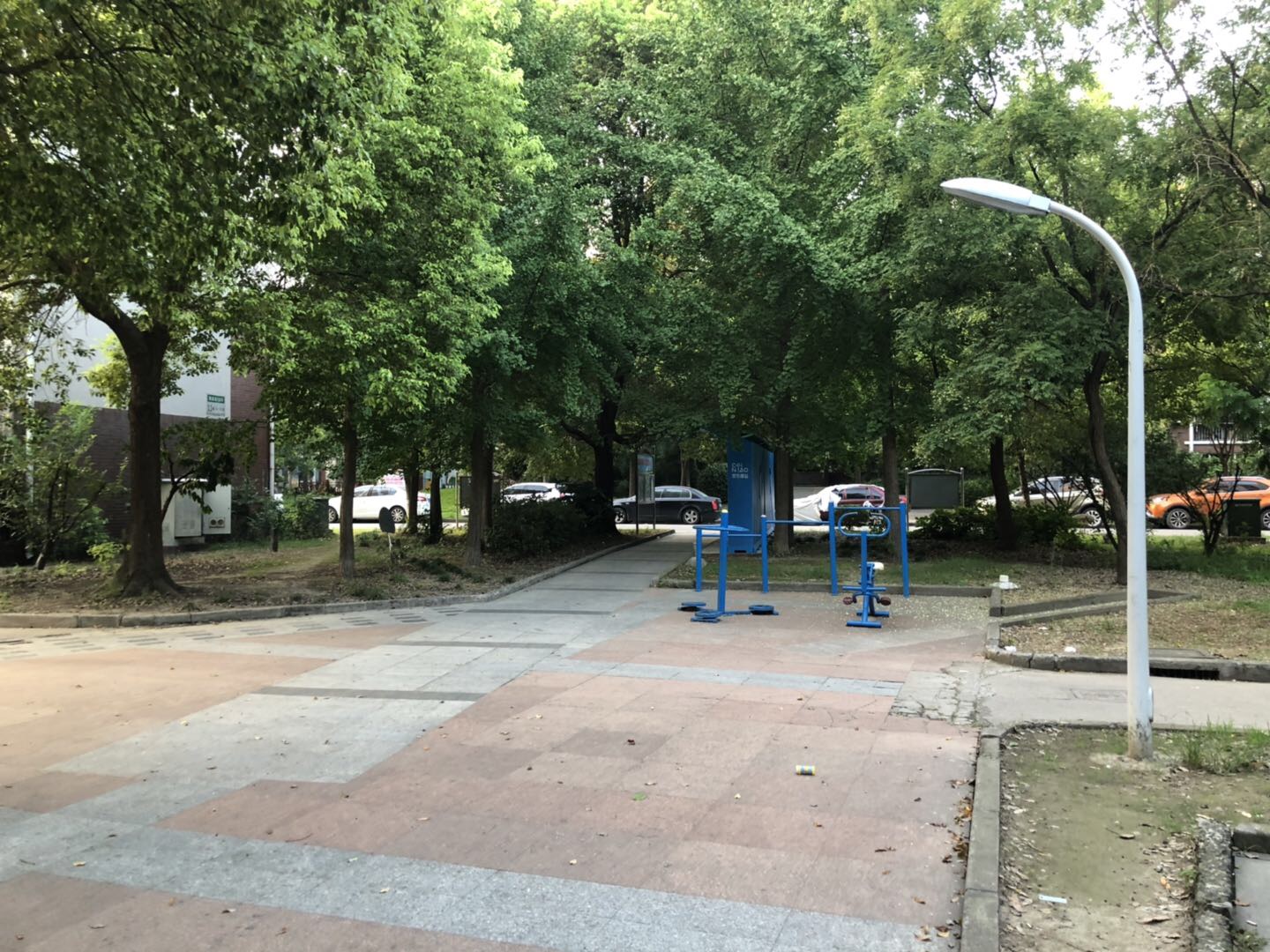 金岸社區(qū)健身點(diǎn)