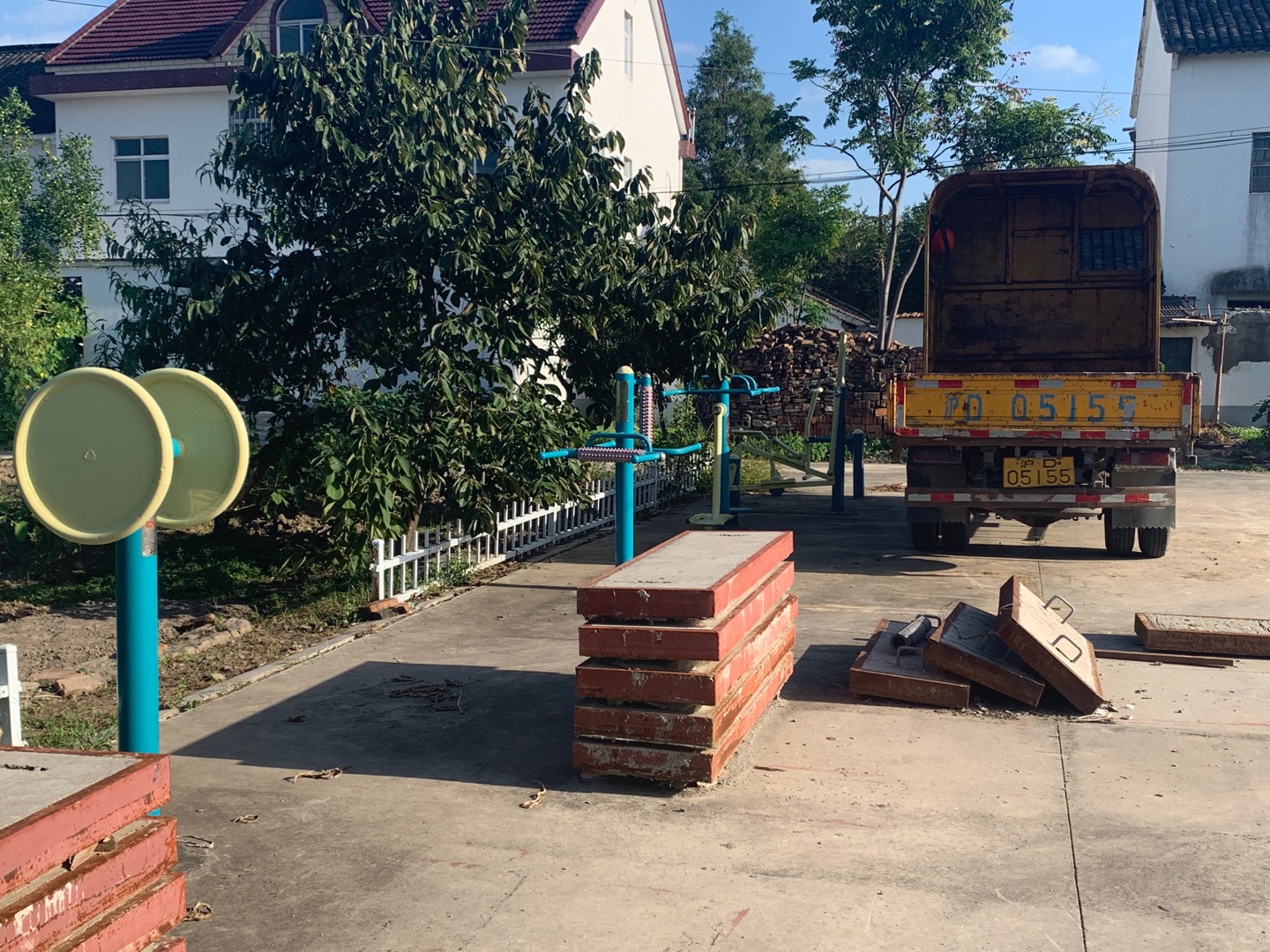 待涇村秀涇健身點