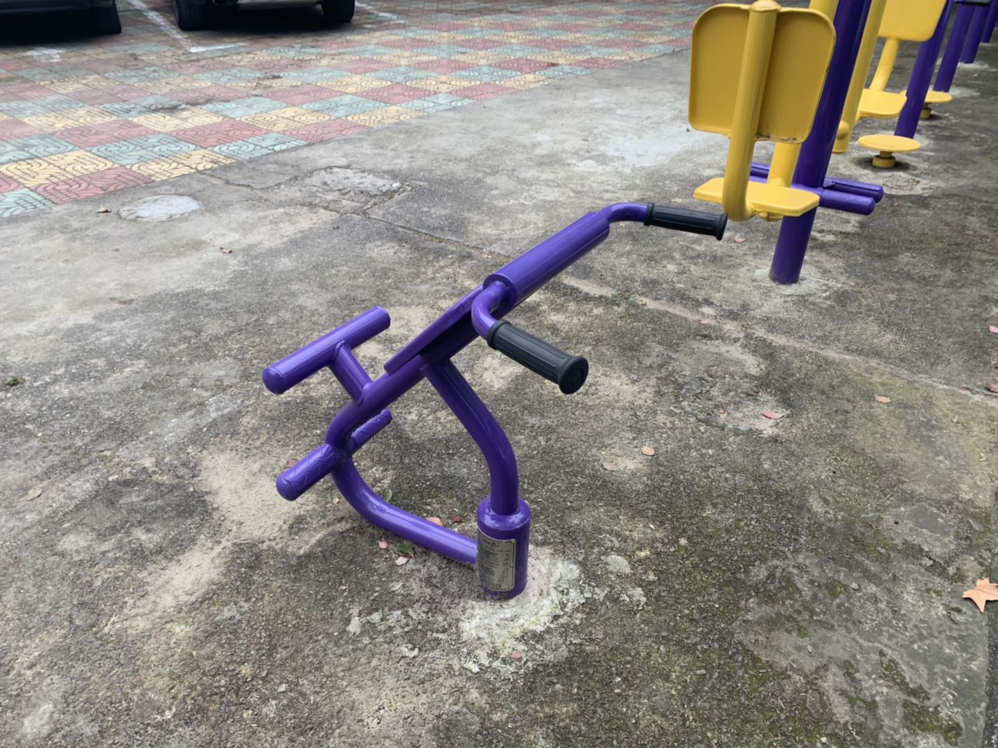 背肌訓(xùn)練器