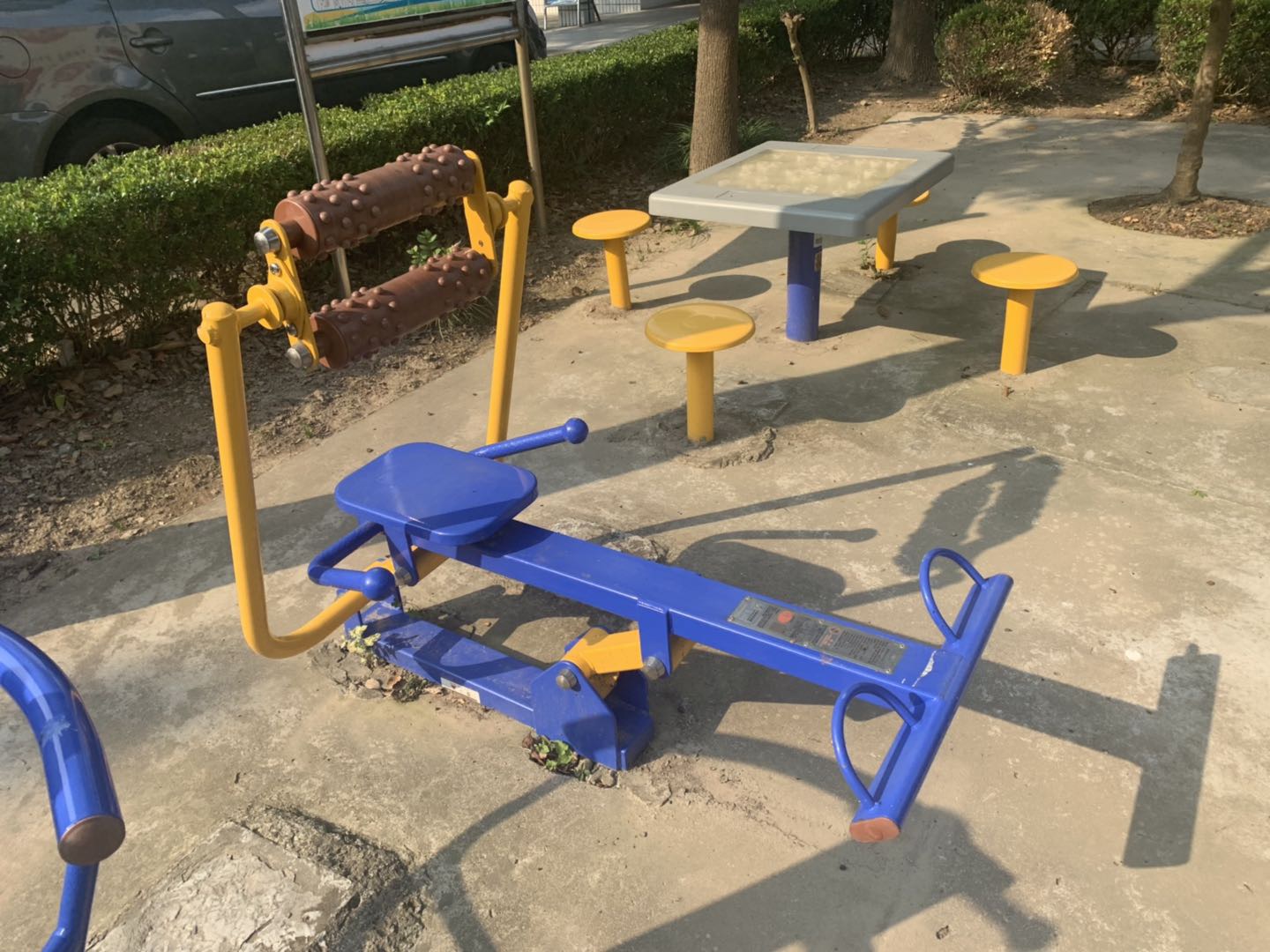 腹背屈伸訓(xùn)練器