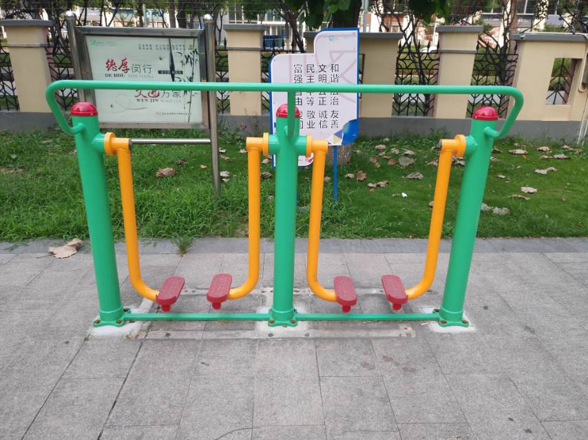 兩聯(lián)漫步機(jī)