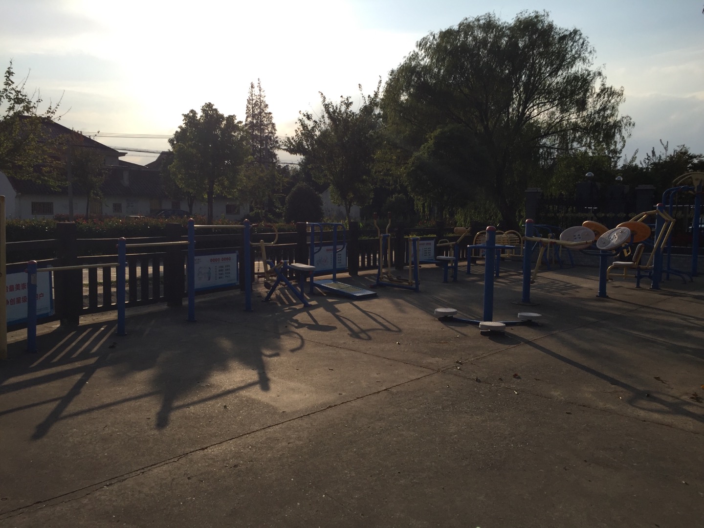 廟鎮(zhèn)聯(lián)益村健身點(diǎn)二