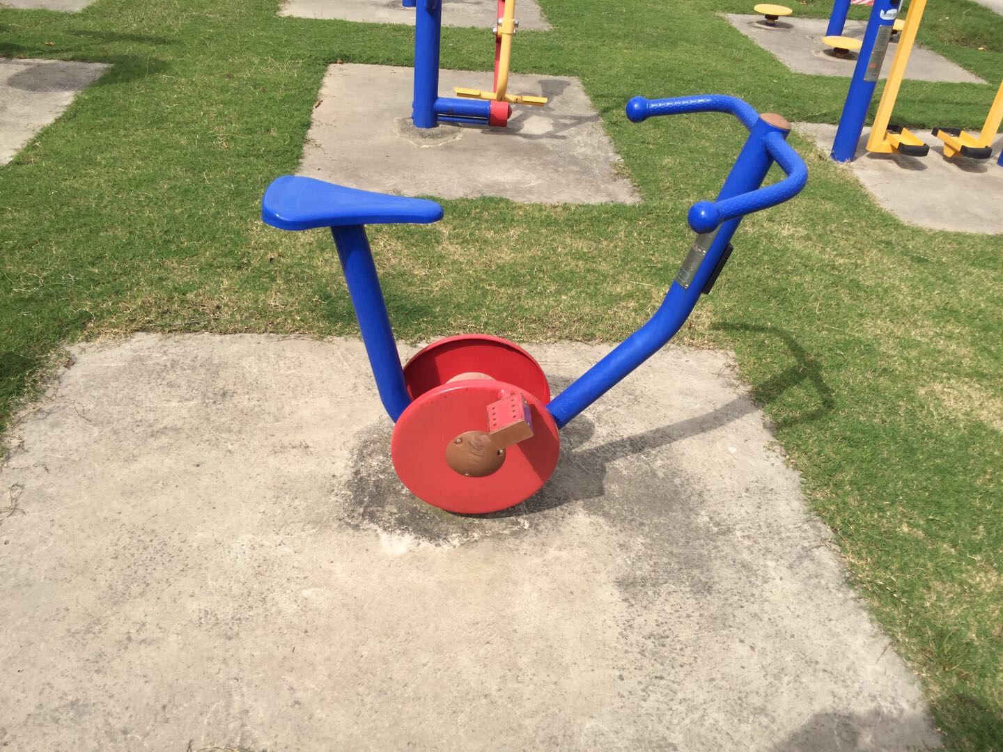 直立健身車(chē)